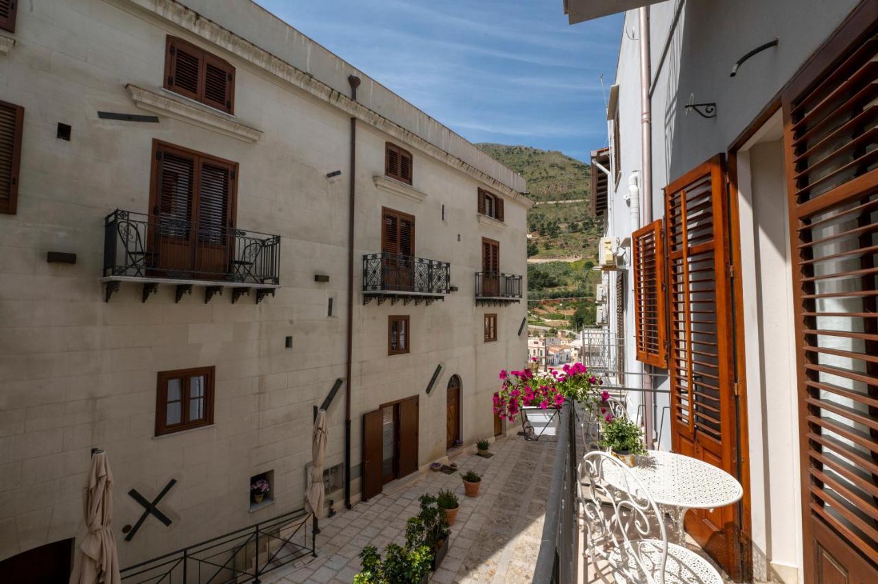 Domus Federiciana Hotel Кастеламаре дел Голфо Екстериор снимка